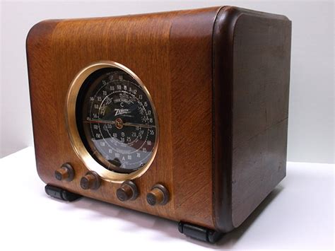 Antique Radio Repair: Repair and Restoration of Antique and Vintage.